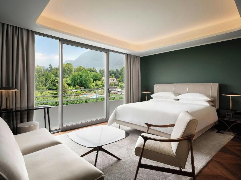 Stay in style at Sheraton Lake Como