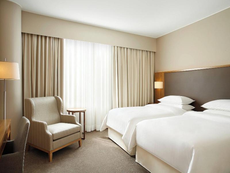 Stay in style at Sheraton Lake Como
