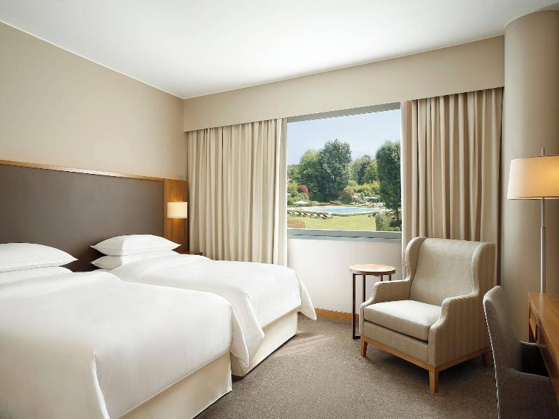 Stay in style at Sheraton Lake Como