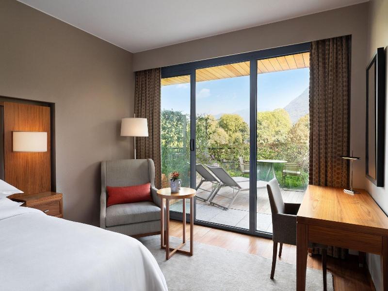 Stay in style at Sheraton Lake Como