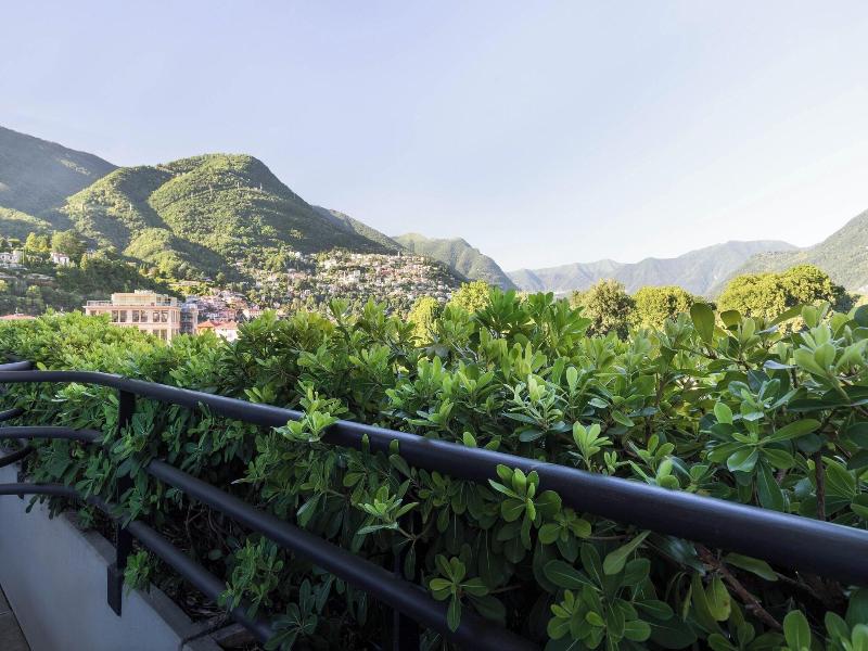 Stay in style at Sheraton Lake Como