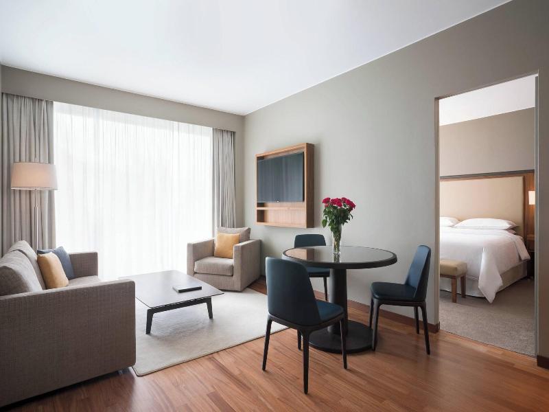 Stay in style at Sheraton Lake Como