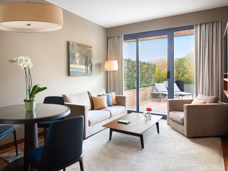 Stay in style at Sheraton Lake Como