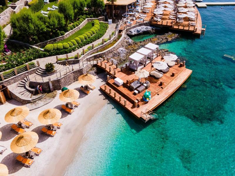 Caresse, A Luxury Collection Resort image