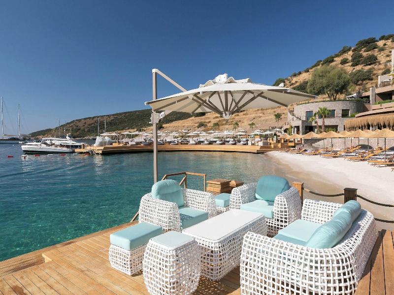 Caresse, A Luxury Collection Resort image