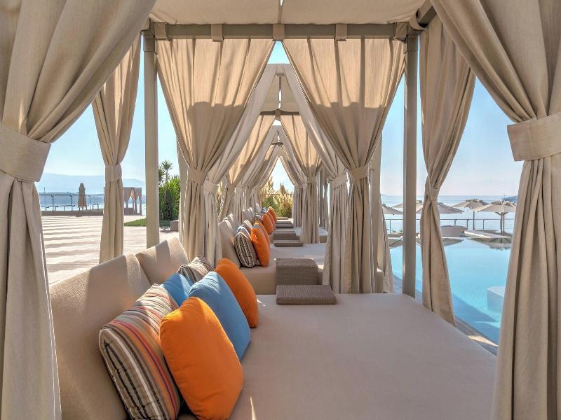 Caresse, A Luxury Collection Resort image