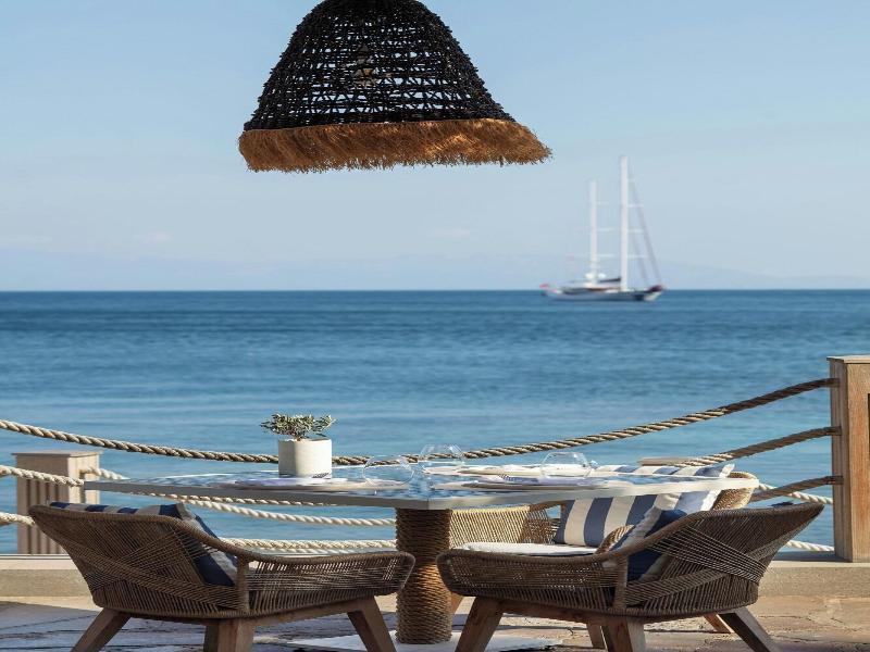 Caresse, A Luxury Collection Resort image