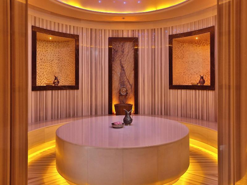 Caresse, A Luxury Collection Resort image