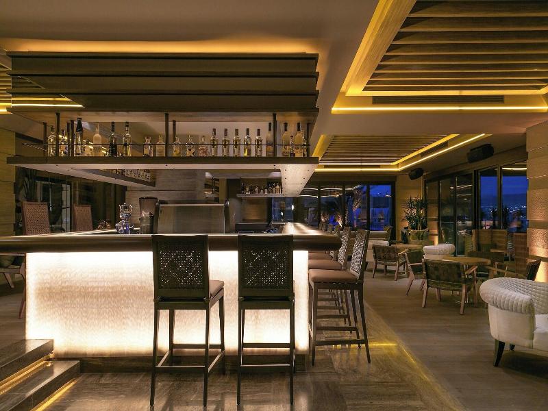 Caresse, A Luxury Collection Resort image