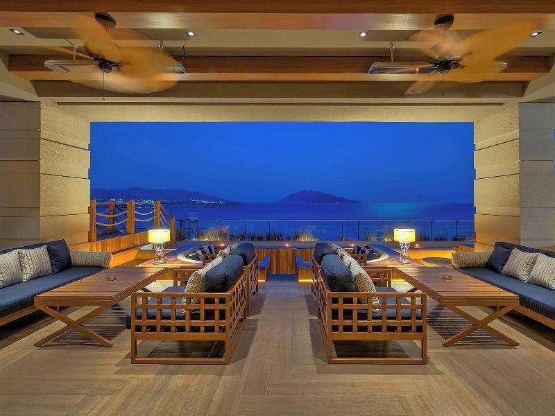 Caresse, A Luxury Collection Resort image