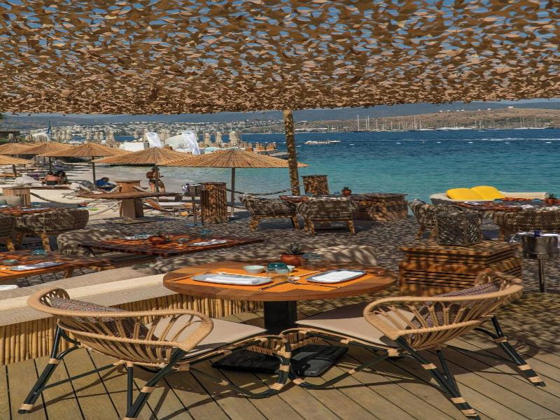 Caresse, A Luxury Collection Resort image