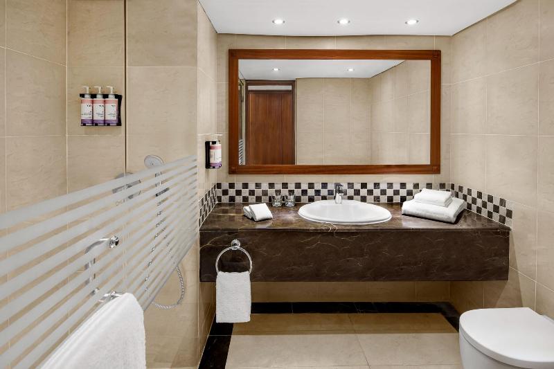 Movenpick Hotel Karachi image