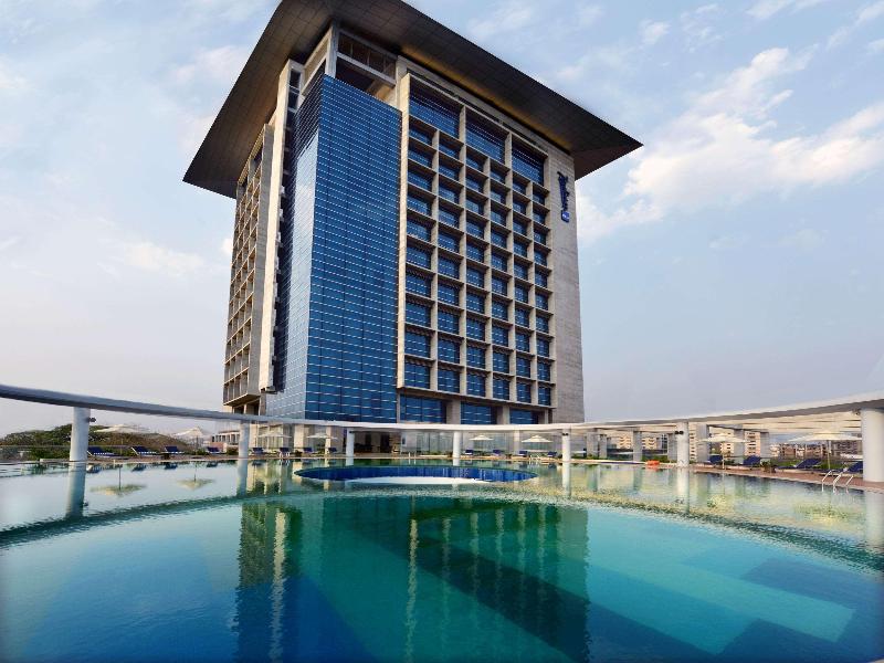 Radisson Blu Chattogram Bay View image