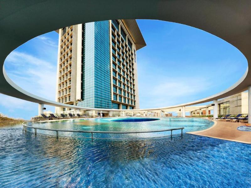 Radisson Blu Chattogram Bay View image