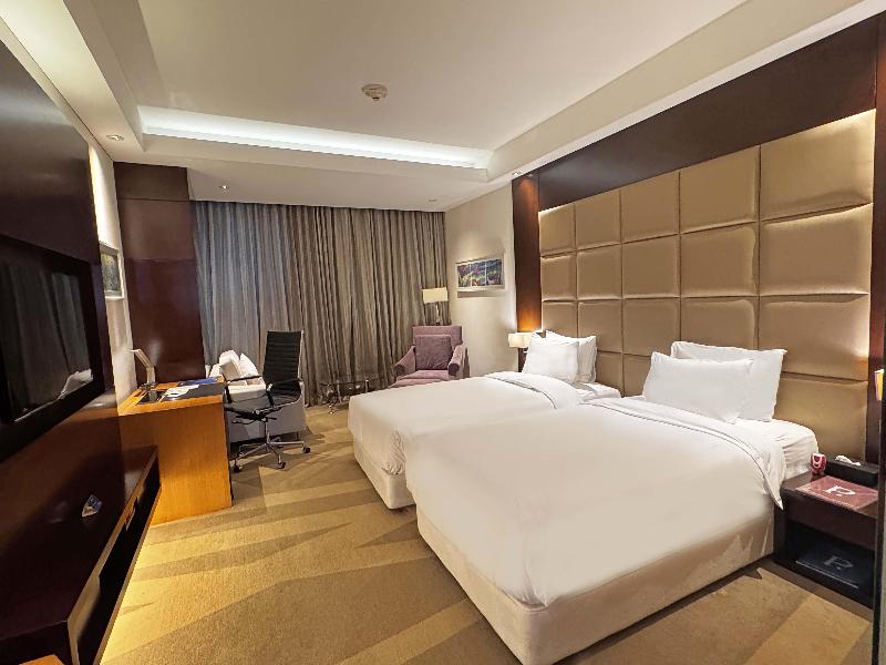 Radisson Blu Chattogram Bay View image
