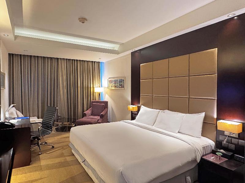 Radisson Blu Chattogram Bay View image
