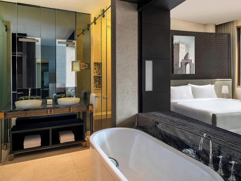 The Westin Doha Hotel & Spa, Doha image