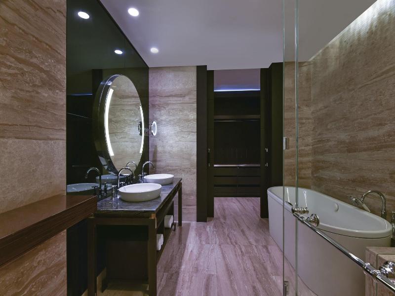 The Westin Doha Hotel & Spa, Doha image