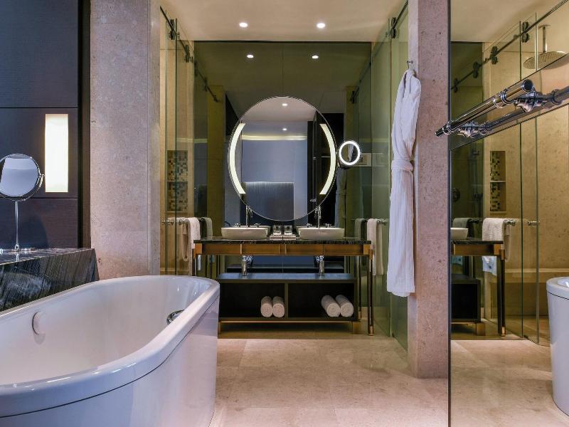 The Westin Doha Hotel & Spa, Doha image