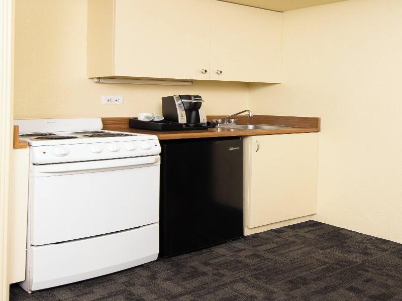 Ohia Waikiki Studio Suites image