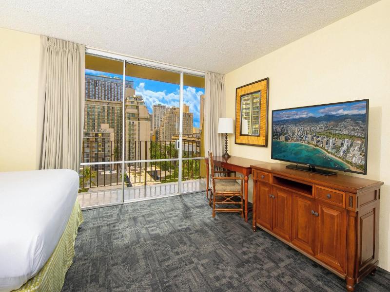 Ohia Waikiki Studio Suites image