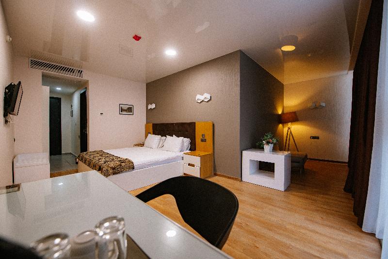 Iveria Inn image