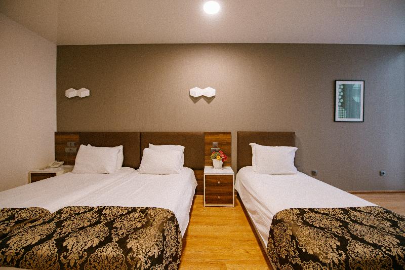 Iveria Inn image