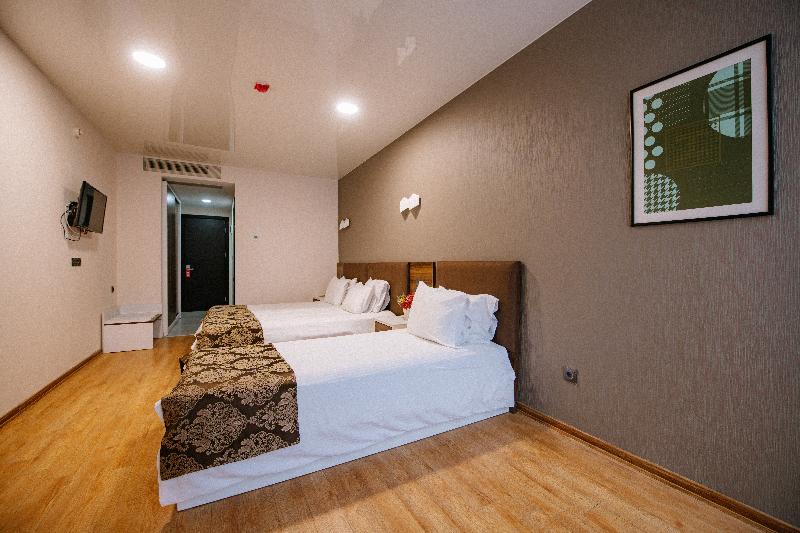 Iveria Inn image