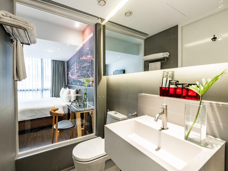 Galleria 12 Sukhumvit Bangkok by Compass Hospitali image
