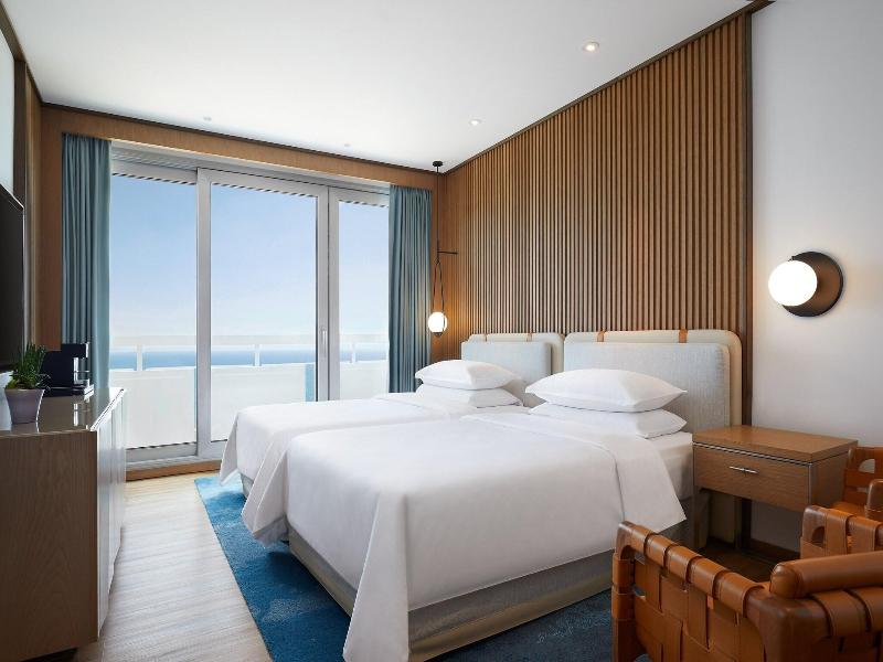 Sheraton Tel Aviv image