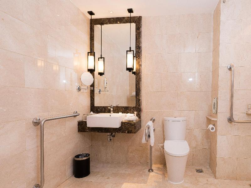 Crowne Plaza Bandung image