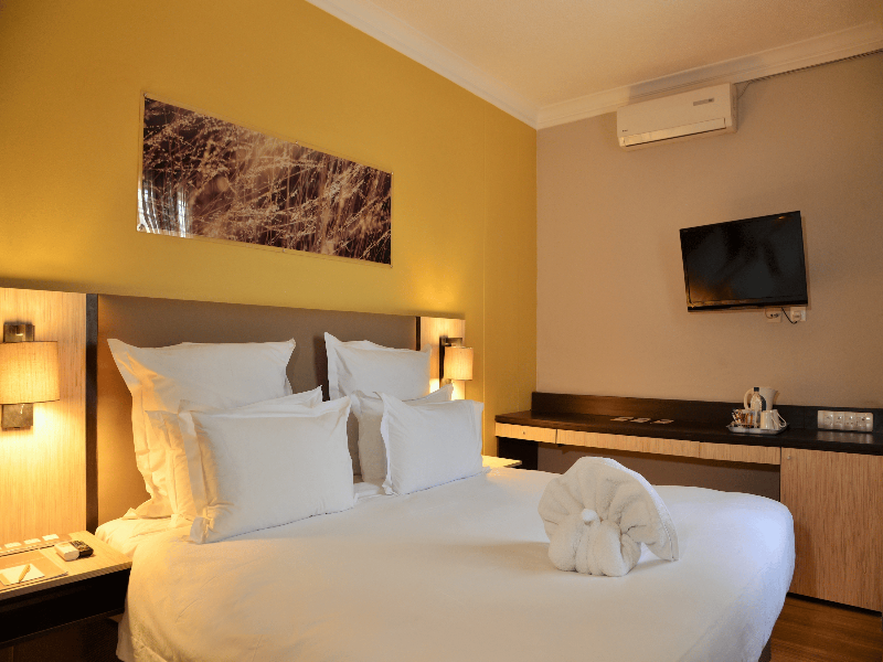Cresta Oasis image