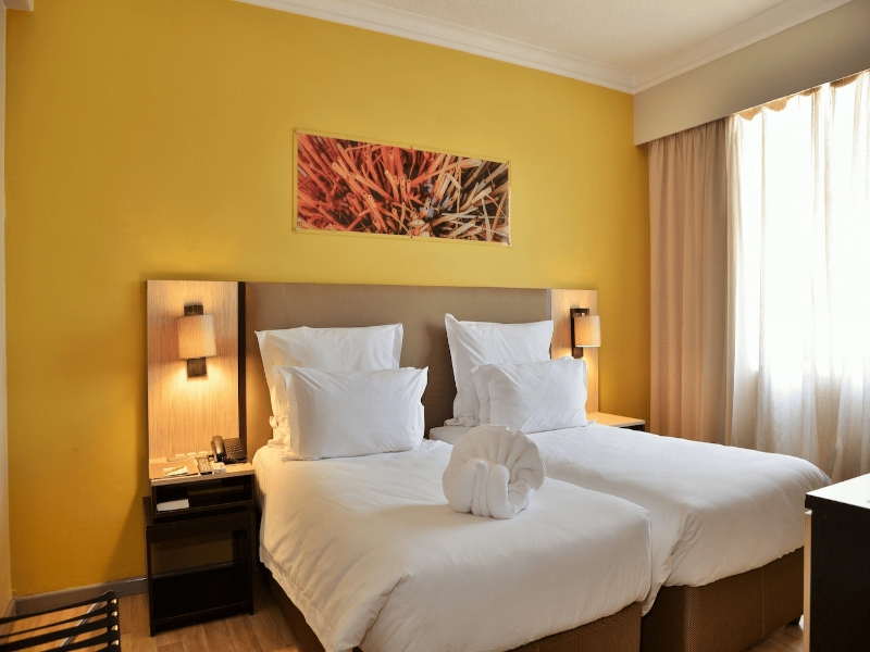 Cresta Oasis image