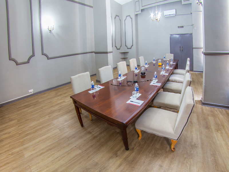 Cresta Jameson Hotel image