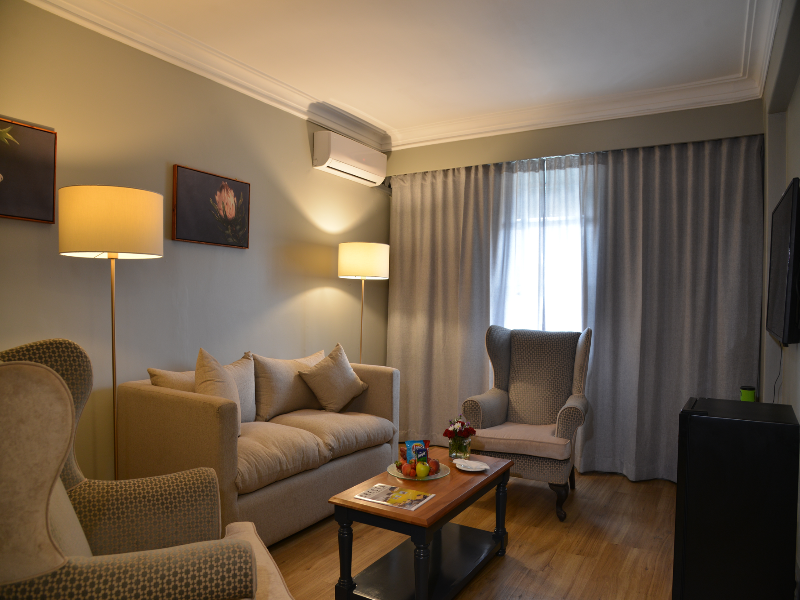 Cresta Jameson Hotel image