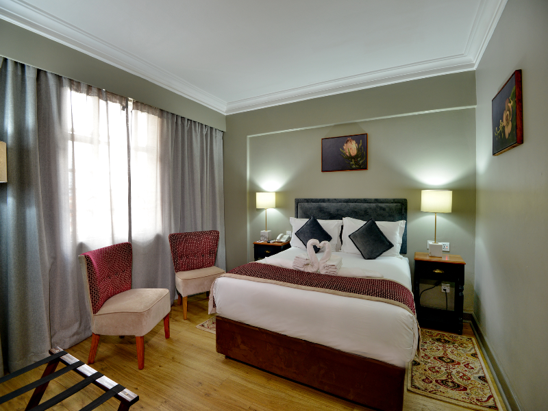 Cresta Jameson Hotel image