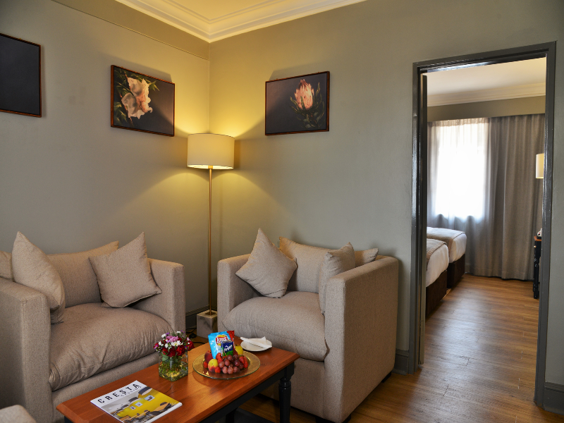 Cresta Jameson Hotel image