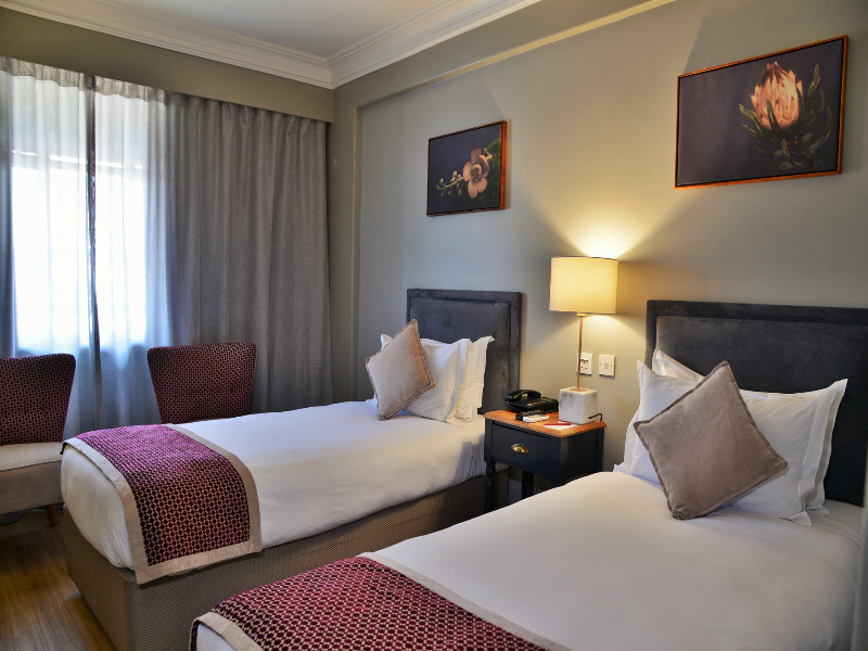Cresta Jameson Hotel image
