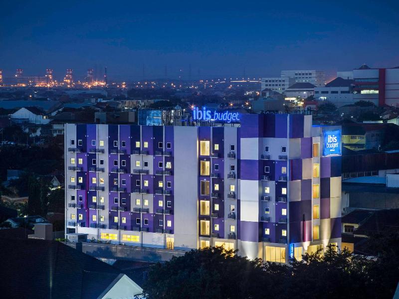 Ibis Budget Semarang Tendean — general view