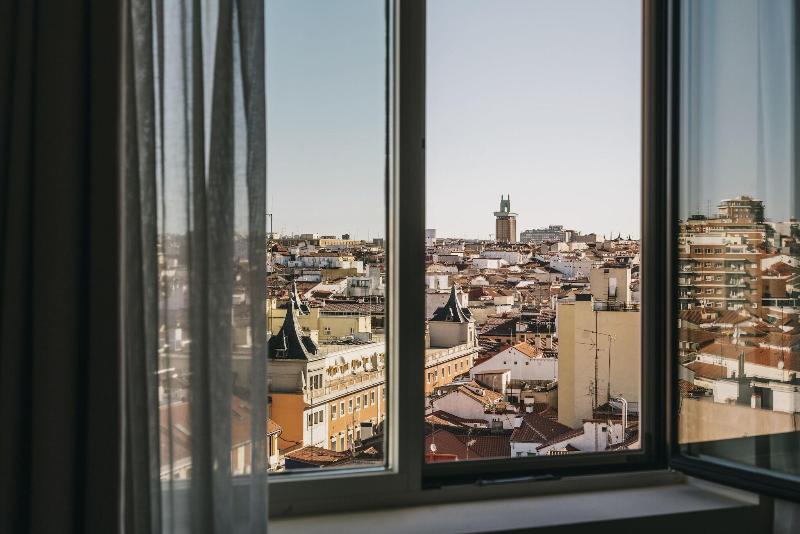 Dear Hotel Madrid image