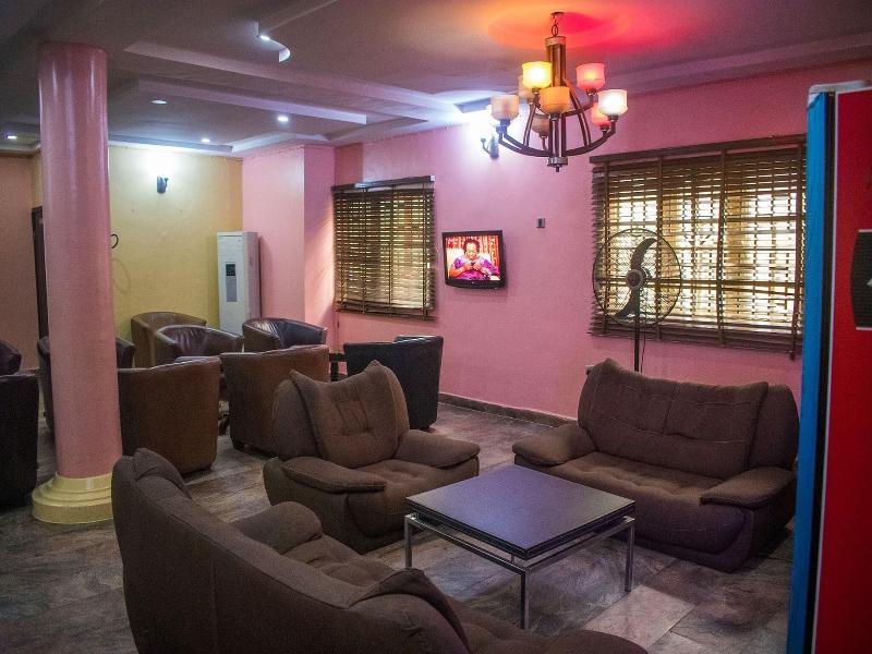 PACIFIC HOTEL AND SUITES SALOLO image