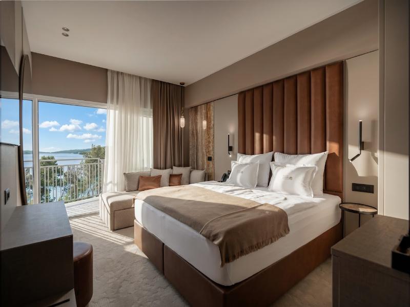 Hotel Malin image