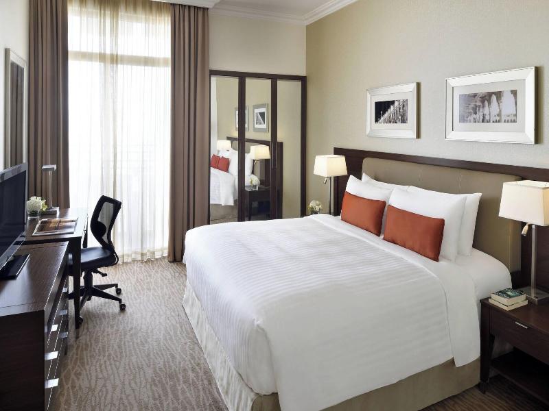 Marriott Executive Apartments Riyadh Center image