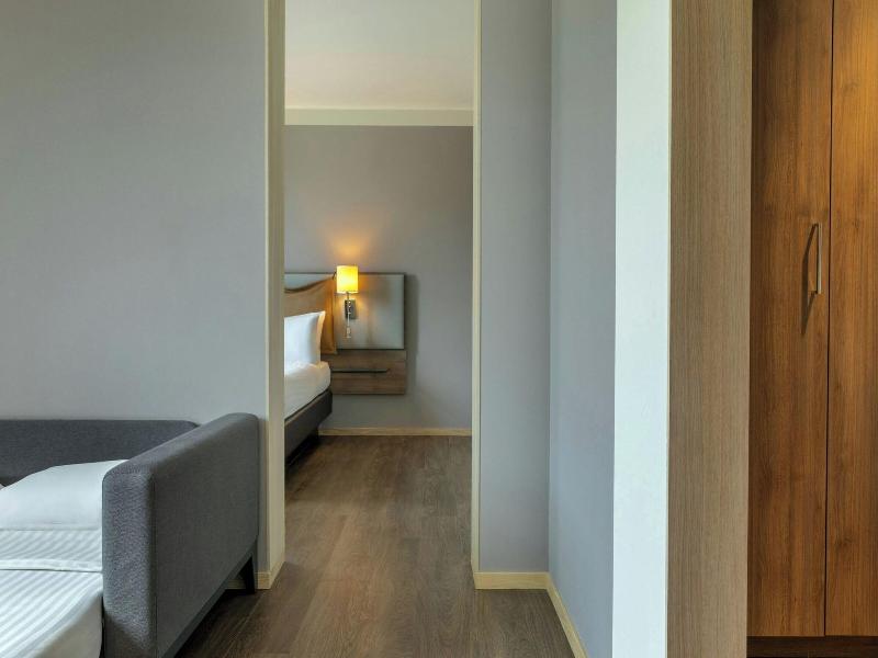 Moxy Milan Airport image