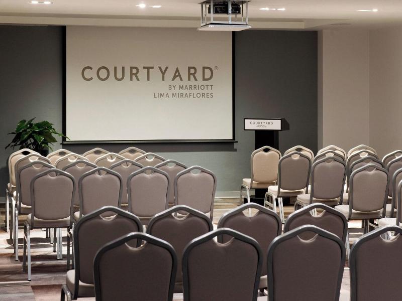 Courtyard Lima Miraflores image