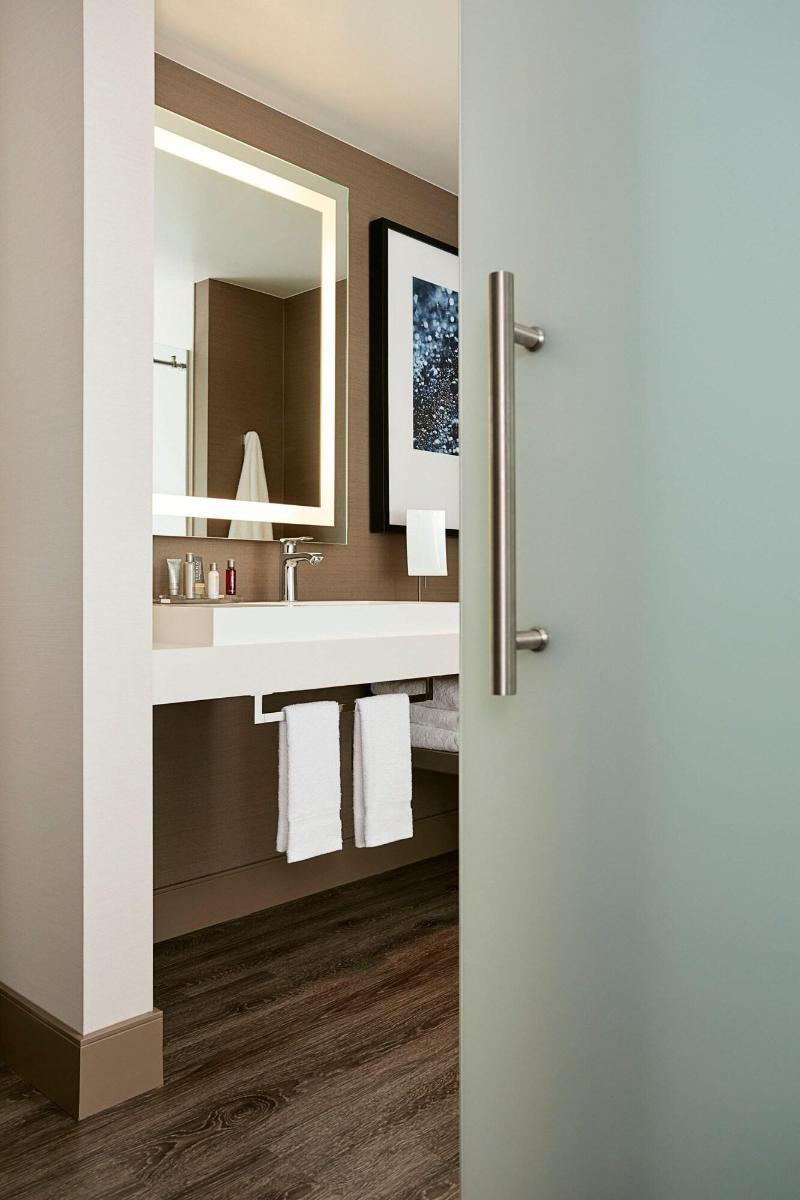 Seattle Marriott Bellevue image