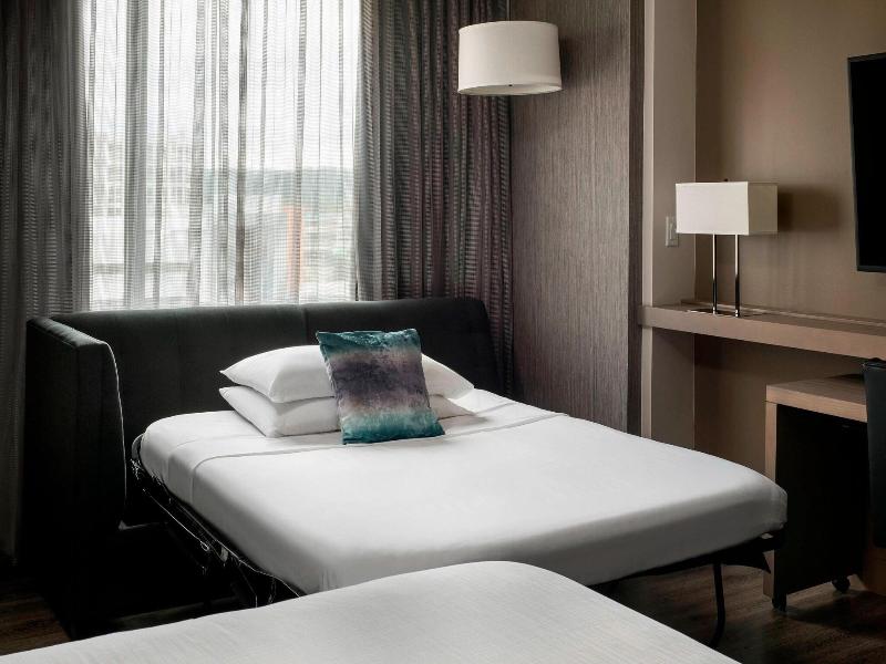 Seattle Marriott Bellevue image