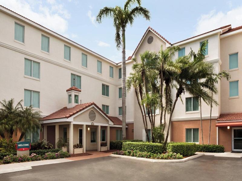 TownePlace Suites Boca Raton image