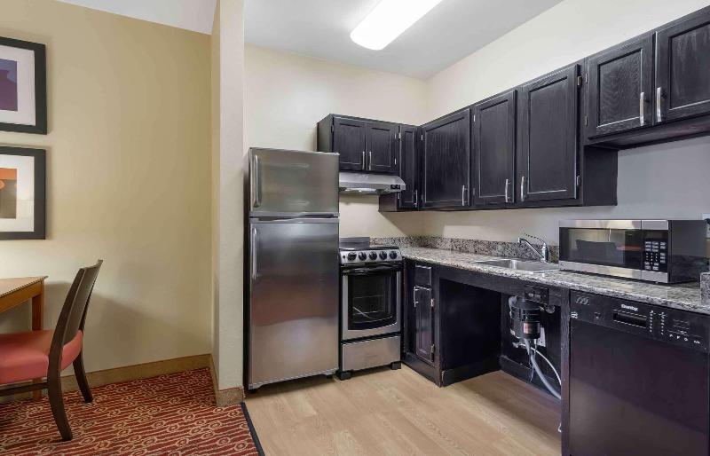 Extended Stay America - Chantilly - Dulles image
