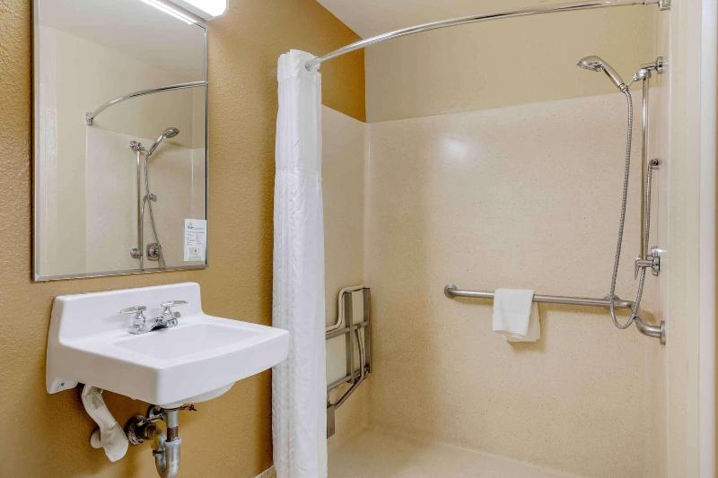 Extended Stay America - Chantilly - Dulles image